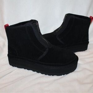 NIB‎ UGG WOMEN'S NEUMEL ZIP PLATFORM ANKLE BOOTS BLACK